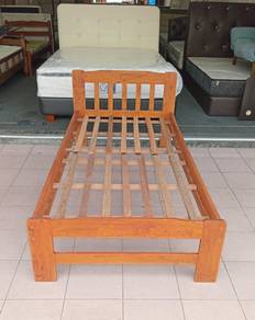 katil single solid wood