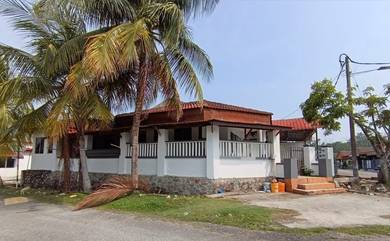 Terraced House For Sale in Rasah,NSN