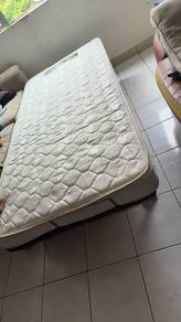 single bedframe + Mattress 