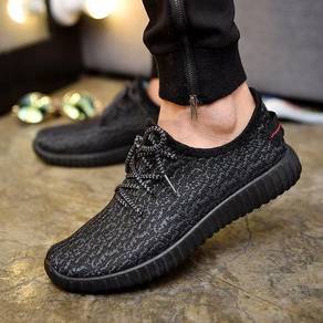0251 Sporty Black Sneakers Sports Breathable Shoes