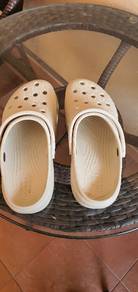 Sandle croc untuk dijual