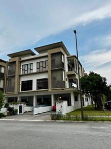 Townhouse For Sale in Puchong,SGR