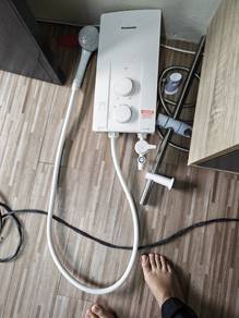 Water heater 