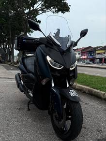 Yamaha XMAX