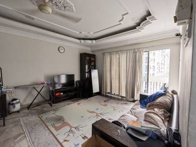 Condominium For Sale in Petaling Indah Condominiums