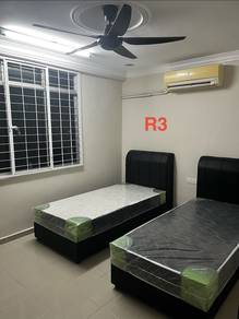 Room in Bayan Baru, PNG
