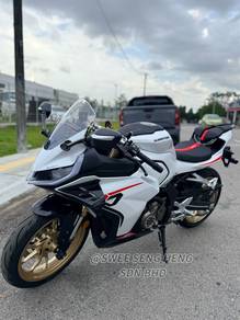 QJ Motor SRK250RD