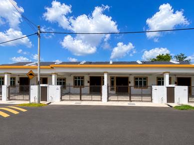 1-storey Terraced House For Sale in Cheng,MLK