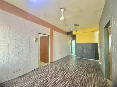 Flat For Sale in Taman Sri Tanjung (Semenyih) Flat