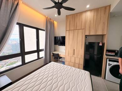 Condominium For Rent in M Oscar