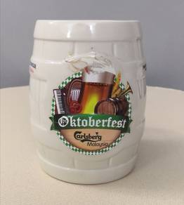 Octoberfest barrel mug white