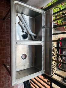 Double stainless steel sink with stand