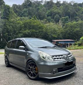 Nissan Grand Livina PREMIUM/LUXURY in Jitra, KDH