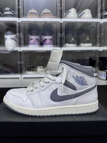 Air Jordan 1 Mid Neutral Grey