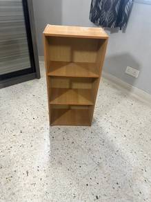 3-Shelf Wooden Bookshelf – Compact & Practical