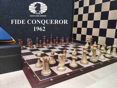FIDE Limited Edition Conqueror Chess Set & Timer