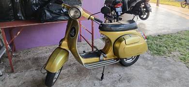 Vespa Super 150