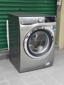 Electrotlux 10kg inverter front load hot washer