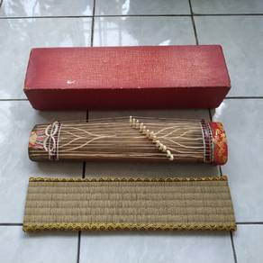 Koto portable Japanese stringed musical instrument