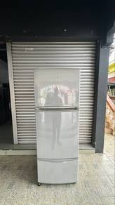Peti Sejuk 3 Pintu 345L