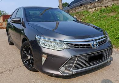 Toyota Camry HYBRID in Sungai Besi, KUL