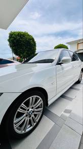 BMW 320i 20i EXECUTIVE (CKD) in Setia Alam, SGR