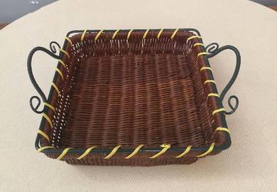 Vintage square wicker trinket dish