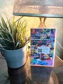 (NEW SEALED) Nintendo Switch Mario Kart 8 Deluxe