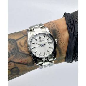 Custom Grand S. Mod 36mm White GS Blue Seconds