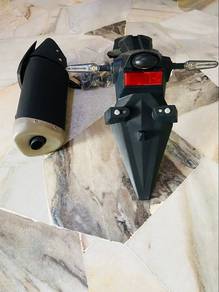 MT25 V2 exhaust muffler and rear fender original