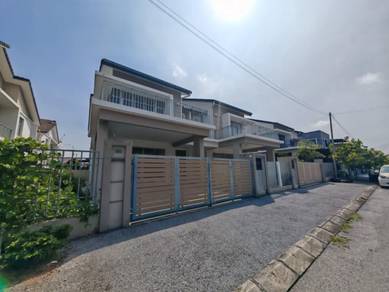 Semi-Detached House For Sale in Ipoh,PRK
