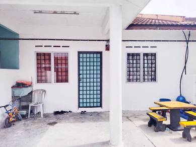 1-storey Terraced House For Sale in Banting,SGR
