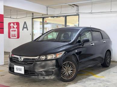 Honda Stream i-VTEC in Balakong, SGR