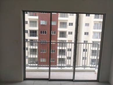Condominium For Rent in Residensi Sateria