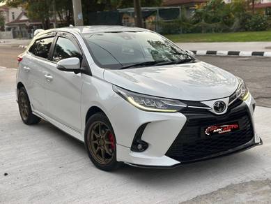 2021 Toyota Yaris E