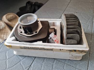Malossi 166cc Cylinder Vespa Racing