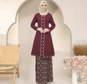 Baju Raya Kurung Batik Modern