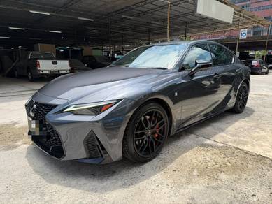 Lexus IS 300 F-SPORT in Cheras, SGR