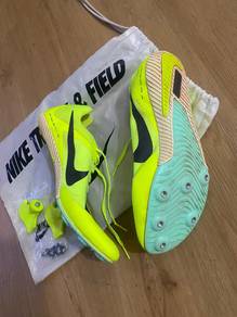 Nike zoom rival