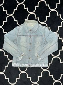 “one of one hand painting denim jacket”