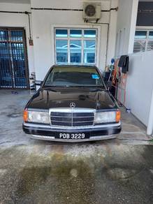 Mercedes Benz 190E E in Kulai, JHR