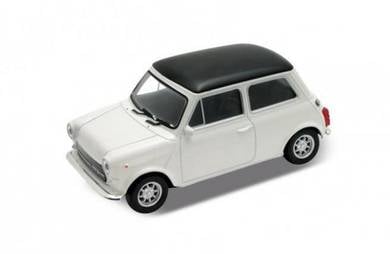 Kereta hiasan Mini Cooper 1300 putih (hitam top)