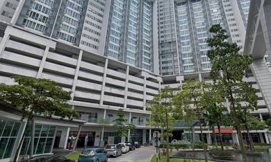 Condominium For Sale in Oxford Tower, Garden Plaza