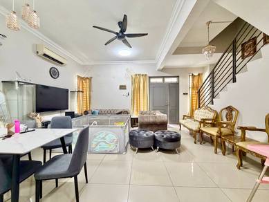 Semi-Detached House For Sale in Bandar Saujana Putra,SGR