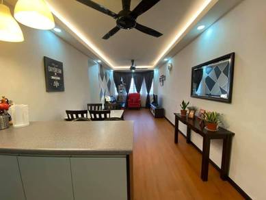 Condominium For Sale in Desaminium Flora