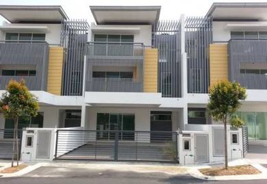 3-storey Terraced House For Sale in Selayang,SGR