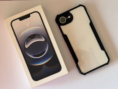 iPhone 16e white