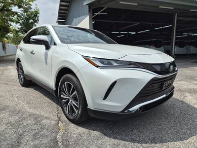 Toyota Harrier LUXURY in Chan Sow Lin, KUL