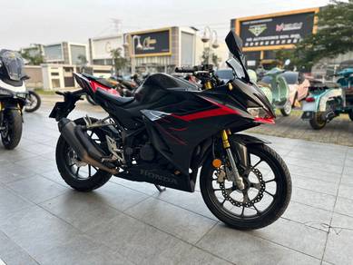 Honda CBR150R