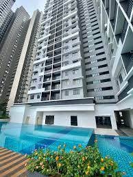Condominium For Sale in The Hamilton